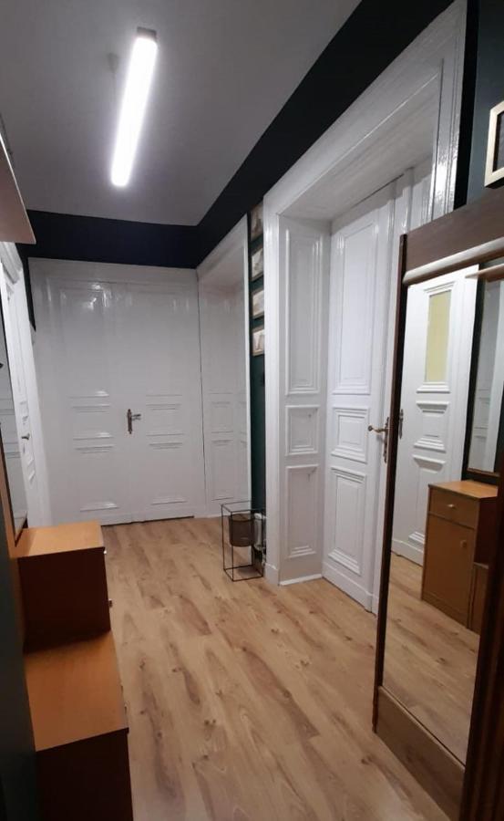 Apartament Kasztanowy Apartment Gliwice Bagian luar foto