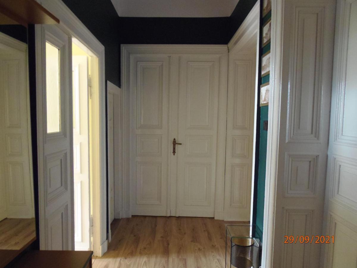 Apartament Kasztanowy Apartment Gliwice Bagian luar foto