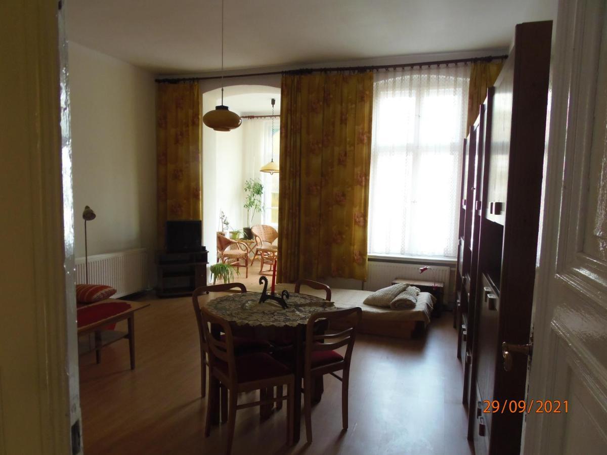 Apartament Kasztanowy Apartment Gliwice Bagian luar foto